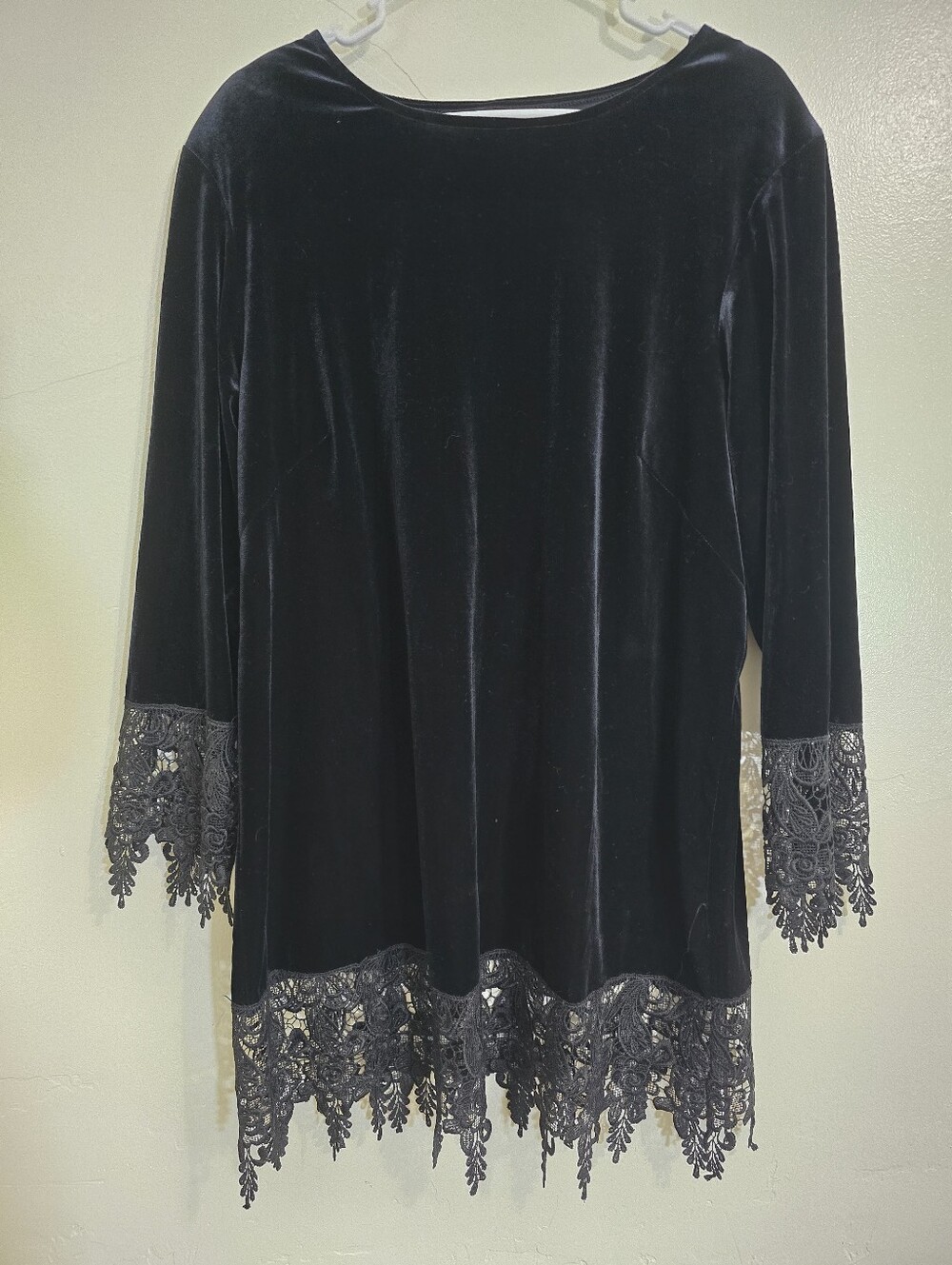 Sharade Nites Vtg Black Velvet Tunic Lace Trim Size 16W Goth